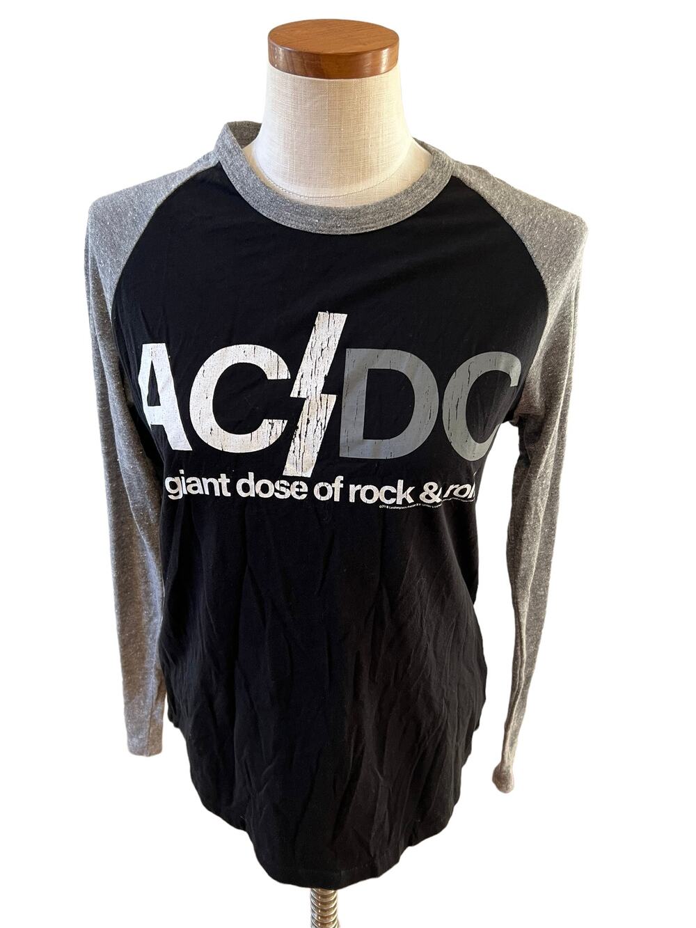 Chaser AC DC Long Sleeve Baseball Tee Shirt Loungewear S
